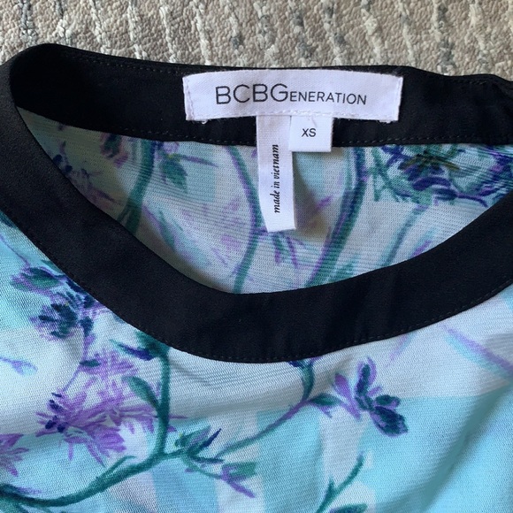 BCBG Generation Blouse - Picture 3 of 7